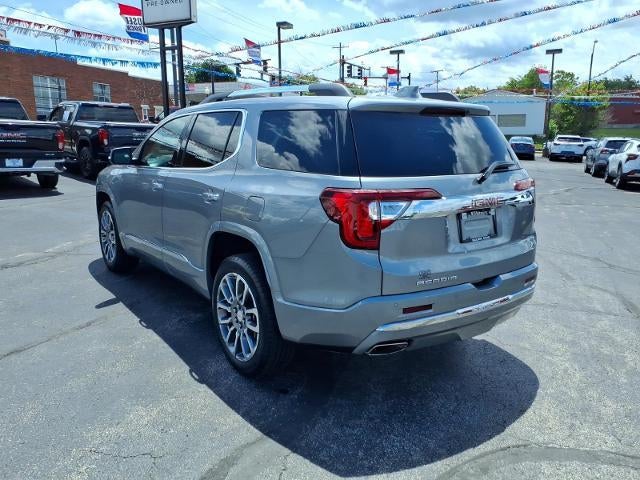 2023 GMC Acadia Denali