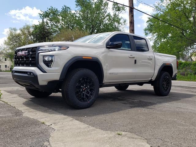 2026 GMC Canyon 2WD Elevation Crew Cab Short Box's photo