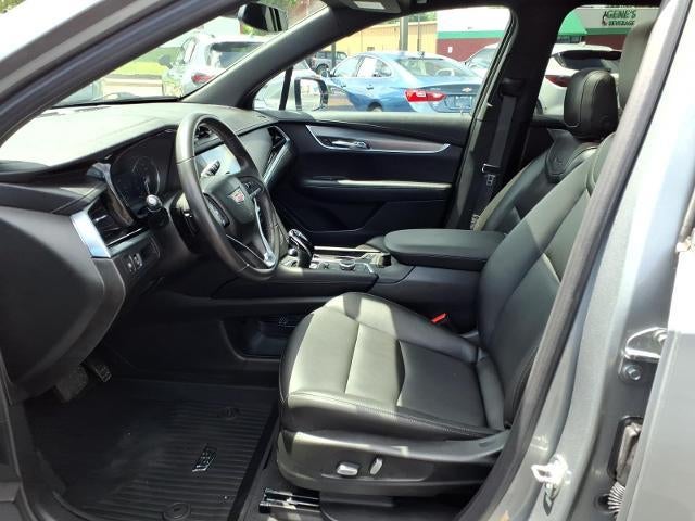 2024 Cadillac XT6 Luxury