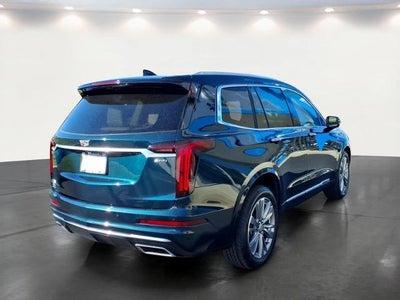 2025 Cadillac XT6 Premium Luxury